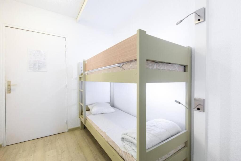 Bel Appartement Vue Sur Piscine 1 Chambre Fermee Et 1 Espace Cabine แซ็งต์-ราฟาเอล ภายนอก รูปภาพ